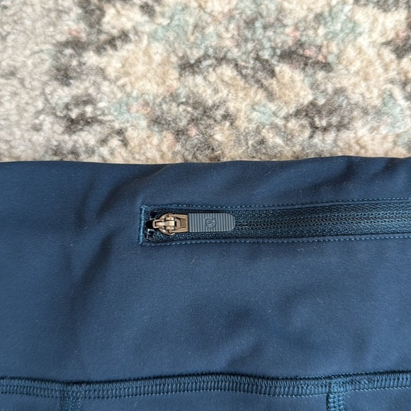 Lululemon Pace Rival Crop *22" in Night Diver - Picture 9 of 10